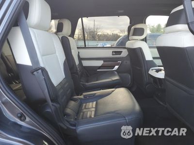 Zdjęcie 11 z 17 samochodu: 2024 TOYOTA SEQUOIA SR5 VIN:7SVAAABA1RX040272 - miniatura