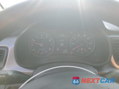 Zdjęcie 9 z 12 samochodu: 2023 KIA RIO S VIN:3KPA24AD4PE578711 - miniatura