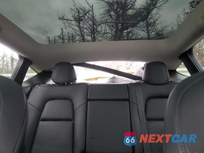 Zdjęcie 10 z 12 samochodu: 2022 TESLA MODEL Y VIN:7SAYGDEE0NF401683 - miniatura