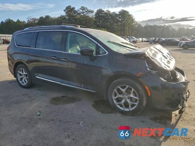 Czwarte zdjęcie samochodu z boku: 2018 CHRYSLER PACIFICA TOURING L VIN:2C4RC1BG1JR114336 - miniatura