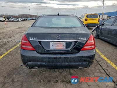 Zdjęcie 6 z 11 samochodu: 2013 MERCEDES-BENZ S 550 4MATIC VIN:WDDNG9EB3DA534437 - miniatura
