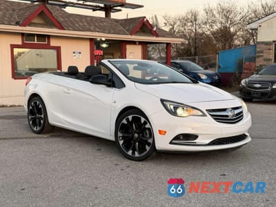 2019 BUICK CASCADA SPORT TOURING W04WJ3N50KG300283 - główne zdjęcie licytacji z USA - miniatura