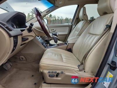 Zdjęcie 7 z 12 samochodu: 2013 VOLVO XC90 3.2 VIN:YV4952CZ9D1635794 - miniatura