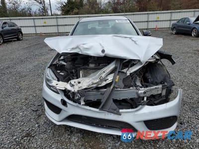 Piąte zdjęcie samochodu w środku: 2016 MERCEDES-BENZ C 450 4MATIC AMG VIN:55SWF6EB1GU132698 - miniatura