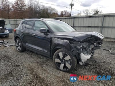 Czwarte zdjęcie samochodu z boku: 2024 VOLVO XC40 RECHARGE ULTIMATE VIN:YV4EH3HM6R2251823 - miniatura