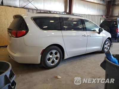 Trzecie zdjęcie samochodu z tyłu: 2017 CHRYSLER PACIFICA LX VIN:2C4RC1CGXHR599195 - miniatura
