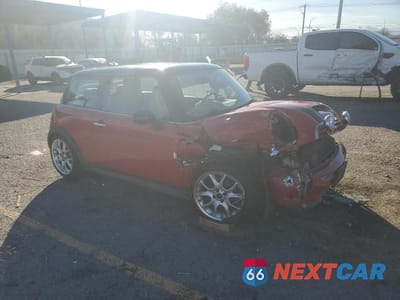 Czwarte zdjęcie samochodu z boku: 2004 MINI COOPER S VIN:WMWRE33484TD85739 - miniatura