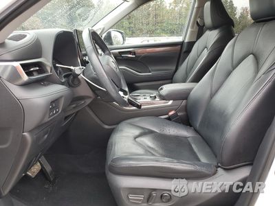Zdjęcie 7 z 16 samochodu: 2020 TOYOTA HIGHLANDER LIMITED VIN:5TDDZRBH0LS034777 - miniatura