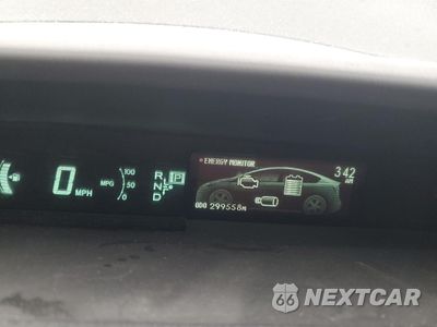 Zdjęcie 9 z 14 samochodu: 2014 TOYOTA PRIUS VIN:JTDKN3DU5E0381229 - miniatura