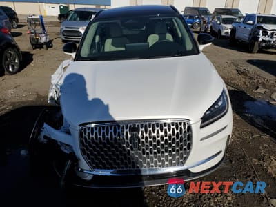 Piąte zdjęcie samochodu w środku: 2025 LINCOLN CORSAIR PREMIERE VIN:5LMCJ1DA3SUL13194 - miniatura