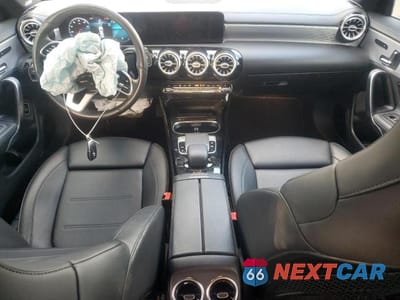 Zdjęcie 8 z 12 samochodu: 2020 MERCEDES-BENZ CLA 250 4MATIC VIN:WDD5J4HB7LN033557 - miniatura