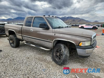 Czwarte zdjęcie samochodu z boku: 2001 DODGE RAM 2500 VIN:3B7KF23641G171009 - miniatura