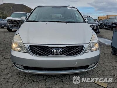 Piąte zdjęcie samochodu w środku: 2014 KIA SEDONA LX VIN:KNDMG4C73E6542307 - miniatura