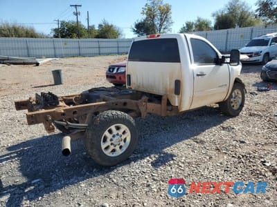 Trzecie zdjęcie samochodu z tyłu: 2014 CHEVROLET 2500 VIN:1GB0KXC80EF165026 - miniatura