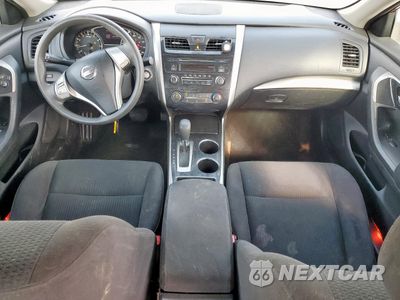 Zdjęcie 8 z 13 samochodu: 2014 NISSAN ALTIMA 2.5 VIN:1N4AL3AP4EN210125 - miniatura