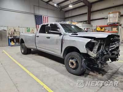 Czwarte zdjęcie samochodu z boku: 2020 RAM 3500 TRADESMAN VIN:3C63RRGL6LG260658 - miniatura