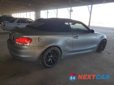 Trzecie zdjęcie samochodu z tyłu: 2008 BMW 135 I VIN:WBAUN93508VF55298 - miniatura