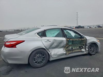 Trzecie zdjęcie samochodu z tyłu: 2016 NISSAN ALTIMA 2.5 VIN:1N4AL3AP0GC245565 - miniatura