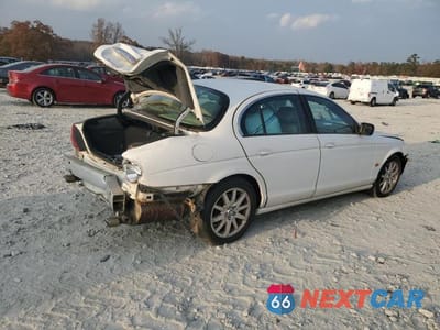 Trzecie zdjęcie samochodu z tyłu: 2001 JAGUAR S-TYPE VIN:SAJDA01N21FL97347 - miniatura