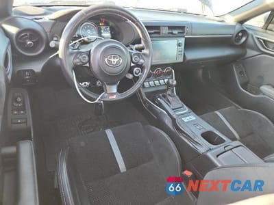 Zdjęcie 8 z 12 samochodu: 2022 TOYOTA GR 86 PREMIUM VIN:JF1ZNBF14N8758510 - miniatura