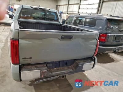 Zdjęcie 6 z 15 samochodu: 2024 TOYOTA TUNDRA CREWMAX SR5 VIN:5TFLA5EC0RX036074 - miniatura