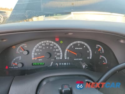 Zdjęcie 9 z 13 samochodu: 2002 FORD EXPEDITION XLT VIN:1FMPU16L22LA81347 - miniatura