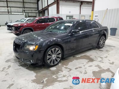 2013 CHRYSLER 300 S 2C3CCABT0DH518701 - główne zdjęcie licytacji z USA - miniatura