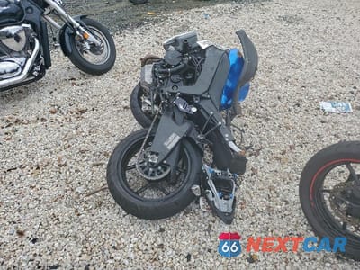 Zdjęcie 6 z 8 samochodu: 2009 KAWASAKI ZX600 R VIN:JKAZX4R1X9A013085 - miniatura