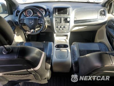 Zdjęcie 8 z 13 samochodu: 2017 DODGE GRAND CARAVAN SXT VIN:2C4RDGCG2HR858018 - miniatura