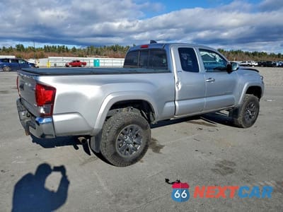 Trzecie zdjęcie samochodu z tyłu: 2020 TOYOTA TACOMA ACCESS CAB VIN:5TFSZ5AN8LX212856 - miniatura