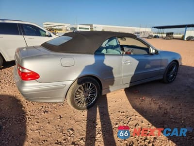 Trzecie zdjęcie samochodu z tyłu: 2000 MERCEDES-BENZ CLK 320 VIN:WDBLK65G2YT029086 - miniatura