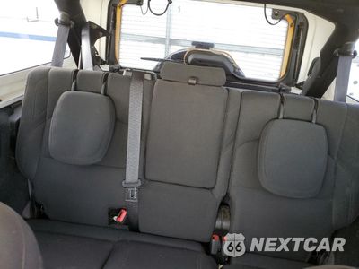 Zdjęcie 10 z 16 samochodu: 2023 JEEP WRANGLER 4XE VIN:1C4JJXN66PW642480 - miniatura