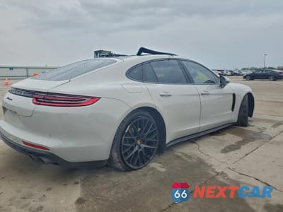 Trzecie zdjęcie samochodu z tyłu: 2019 PORSCHE PANAMERA BASE VIN:WP0AA2A74KL100774 - miniatura