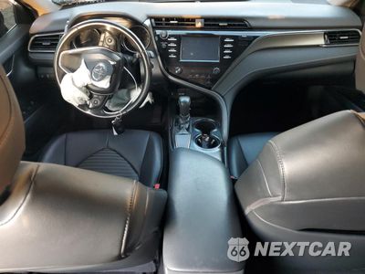 Zdjęcie 8 z 12 samochodu: 2019 TOYOTA CAMRY L VIN:4T1B11HK4KU738649 - miniatura