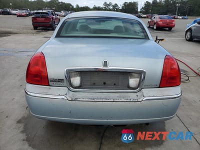 Zdjęcie 6 z 12 samochodu: 2006 LINCOLN TOWN CAR SIGNATURE VIN:1LNHM81V76Y620625 - miniatura