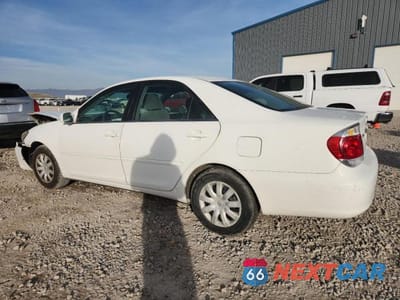 Drugie zdjęcie samochodu z przodu: 2005 TOYOTA CAMRY LE VIN:4T1BE32K95U620156 - miniatura