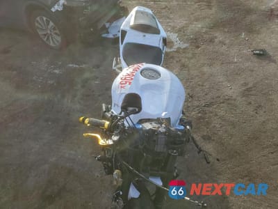 Piąte zdjęcie samochodu w środku: 2023 HONDA CBR600 RR VIN:JH2PC40J8PK900365 - miniatura