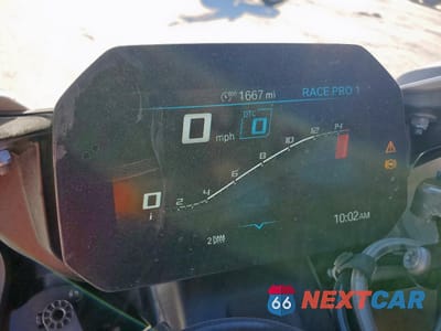 Zdjęcie 7 z 10 samochodu: 2025 BMW S 1000 RR VIN:WB10P2308S6L91866 - miniatura