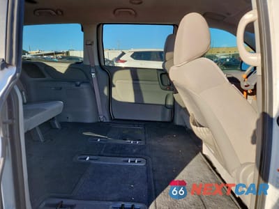 Zdjęcie 10 z 14 samochodu: 2012 KIA SEDONA LX VIN:KNDMG4C70C6422199 - miniatura