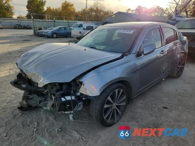 2013 CHRYSLER 200 LIMITED 1C3CCBCG9DN574439 - główne zdjęcie licytacji z USA - miniatura