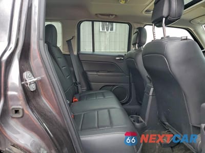 Zdjęcie 11 z 13 samochodu: 2016 JEEP PATRIOT LATITUDE VIN:1C4NJRFB2GD500647 - miniatura