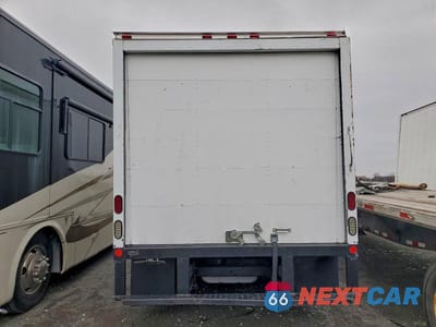 Zdjęcie 6 z 12 samochodu: 2014 FORD E350 BOX TRUCK VIN:1FDWE3FL6EDA77918 - miniatura