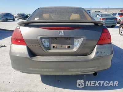 Zdjęcie 6 z 12 samochodu: 2007 HONDA ACCORD EX VIN:1HGCM56767A068246 - miniatura
