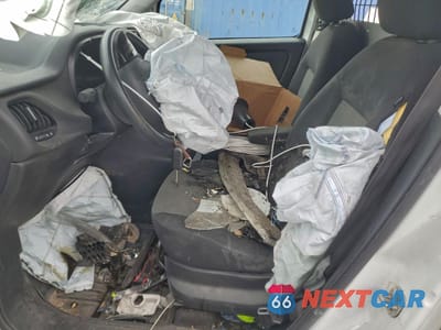 Zdjęcie 7 z 14 samochodu: 2019 RAM PROMASTER CITY VIN:ZFBHRFAB0K6M90356 - miniatura