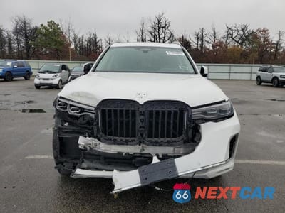Piąte zdjęcie samochodu w środku: 2019 BMW X7 XDRIVE40I VIN:5UXCW2C50KL083024 - miniatura
