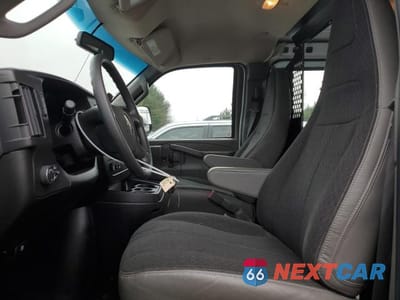 Zdjęcie 7 z 12 samochodu: 2023 CHEVROLET EXPRESS G2 DELIVERY VAN VIN:1GCWGAFP8P1220037 - miniatura