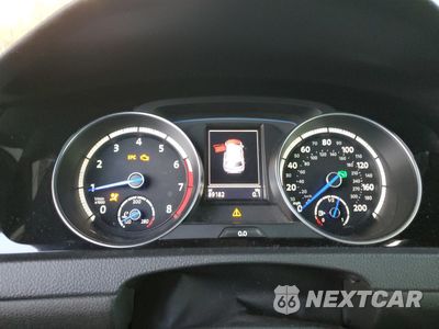 Zdjęcie 9 z 14 samochodu: 2015 VOLKSWAGEN GOLF R VIN:WVWLF7AU6FW328602 - miniatura