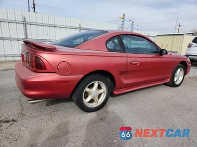 Trzecie zdjęcie samochodu z tyłu: 1997 FORD MUSTANG GT VIN:1FALP42X1VF129935 - miniatura