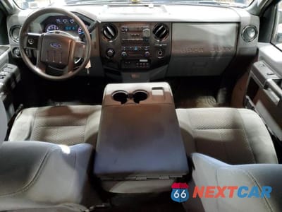 Zdjęcie 8 z 12 samochodu: 2016 FORD F350 SUPER DUTY VIN:1FT8W3B63GEC85519 - miniatura