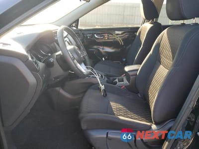 Zdjęcie 7 z 13 samochodu: 2019 NISSAN ROGUE S VIN:5N1AT2MT6KC822701 - miniatura